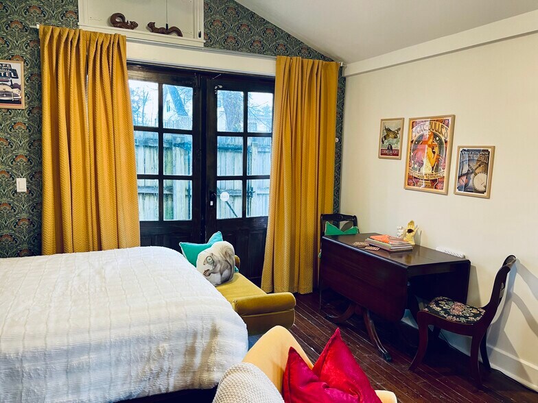 Building Photo - 907 N 12th St