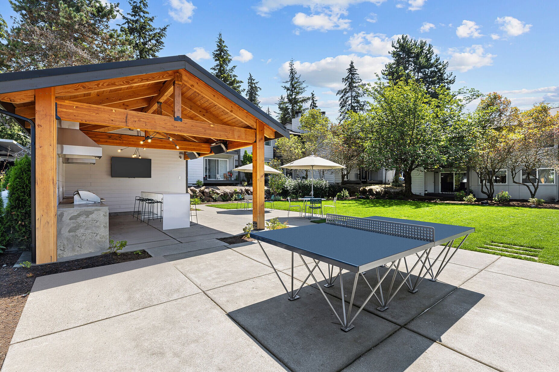 Hangout_Table_Tennis - 637 141st Ct SE