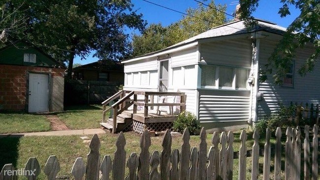 Building Photo - 2 br, 1 bath House - 601 W 19th Avenue