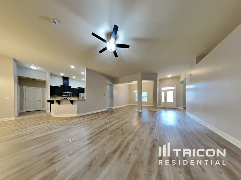 Building Photo - 2312 Joneshurst Wy