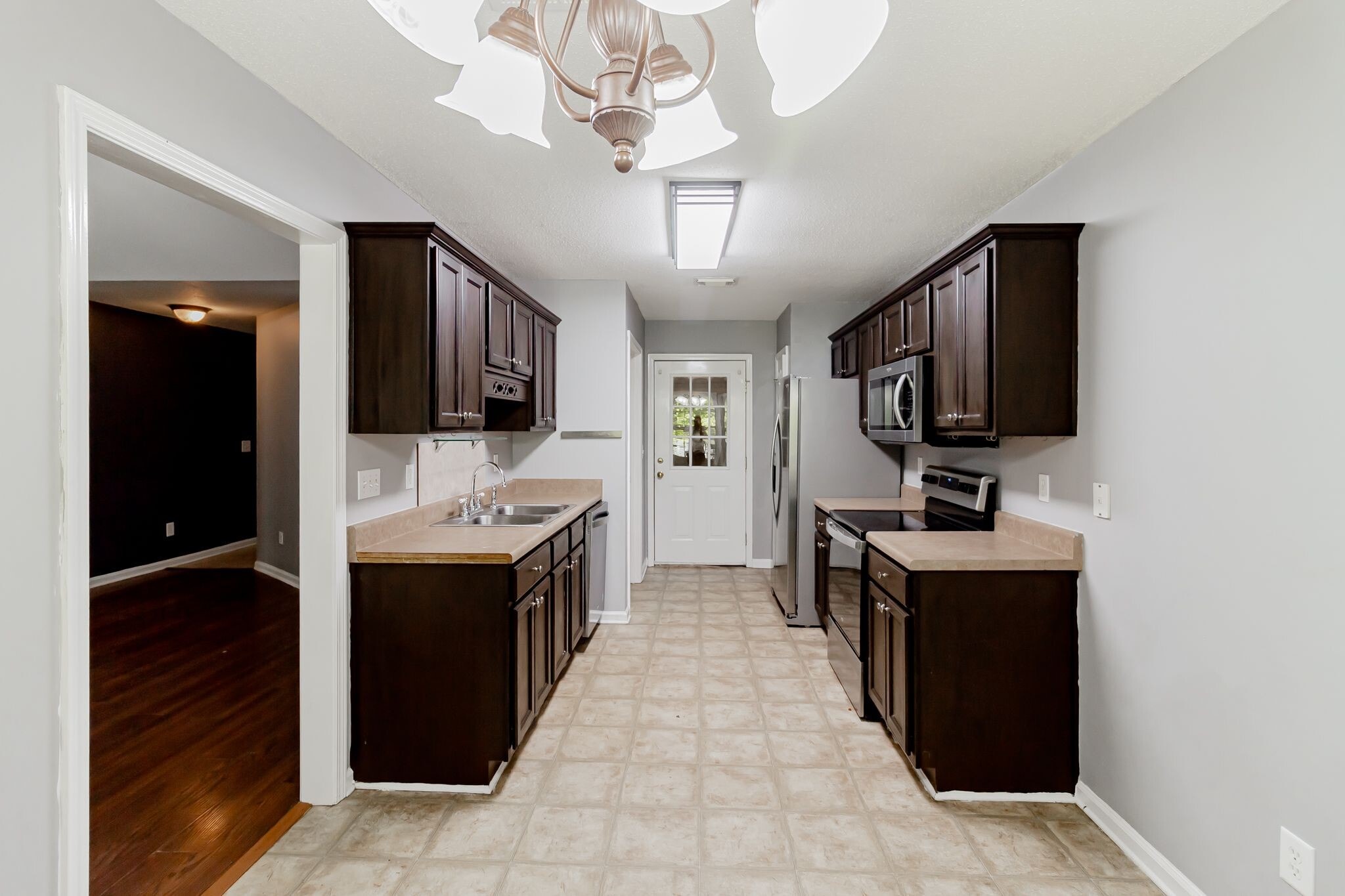 Building Photo - 2014 Inverness Pkwy