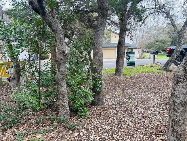 Building Photo - 27 Par View Dr