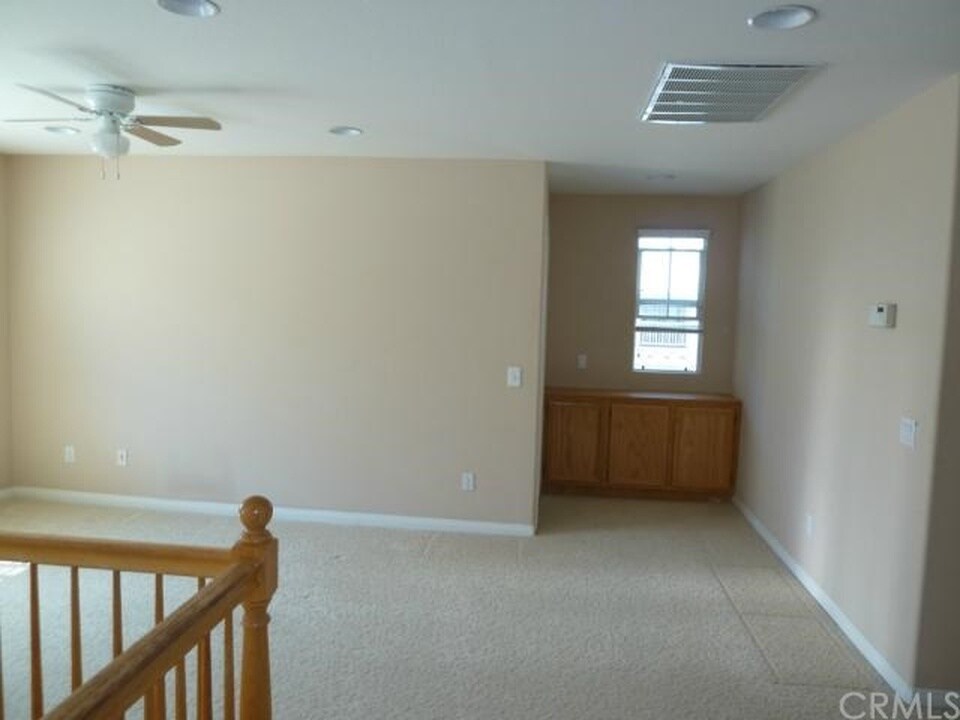 Building Photo - 18 Copperstone Ln