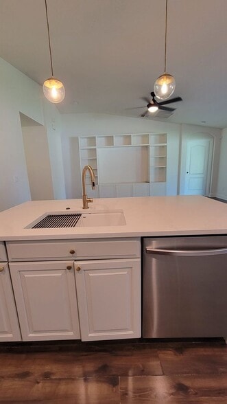 Building Photo - 3541 Gretchen Dr