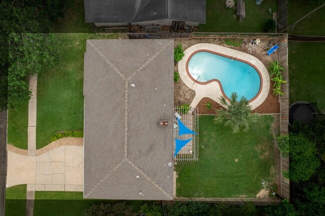 Building Photo - 5471 Kuldell Dr