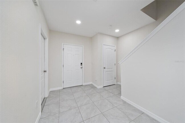 Building Photo - 9052 Wildflower Ln