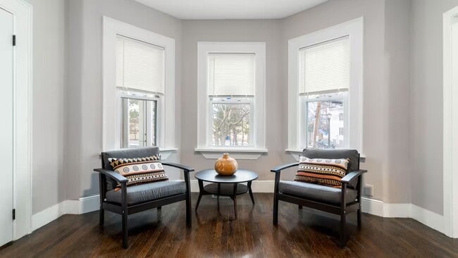 Building Photo - 65 Kimball Ave