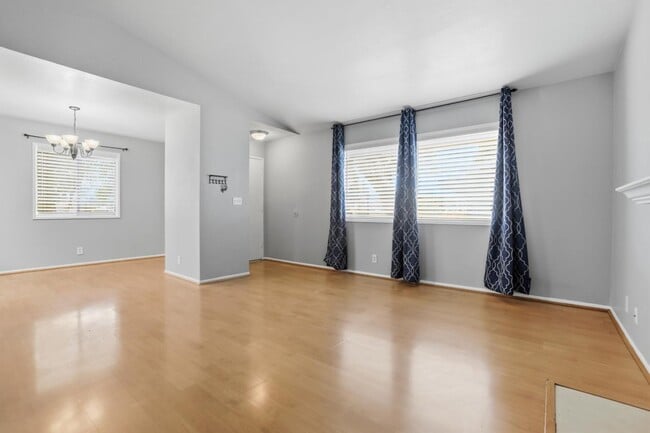 Building Photo - 1965 E Coulston St