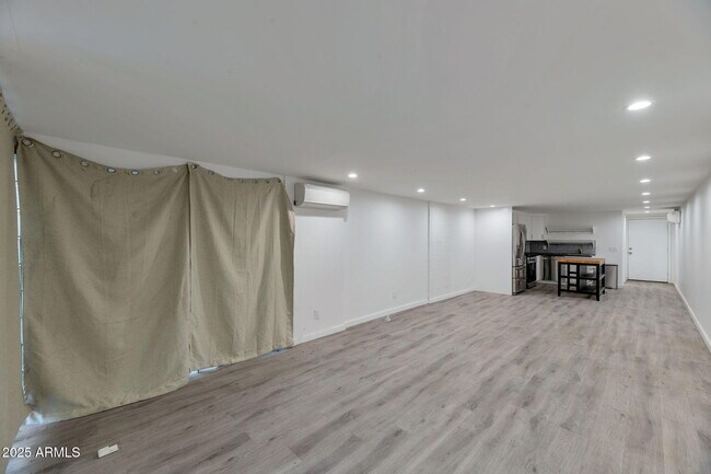 Building Photo - 1429 N 1st St