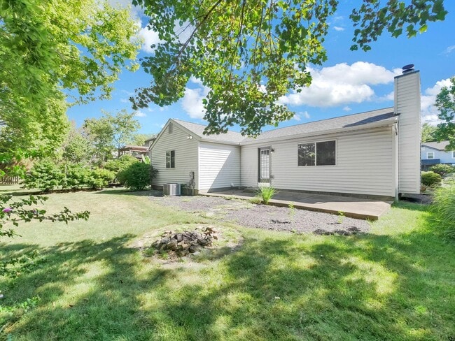 Building Photo - 5715 Longford Dr