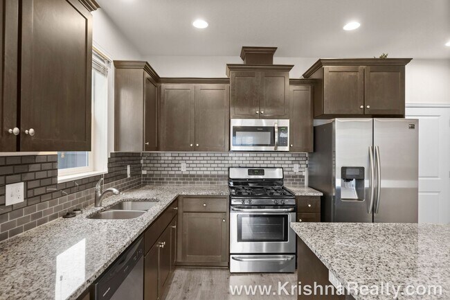 Building Photo - 7263 NW 165th Ave
