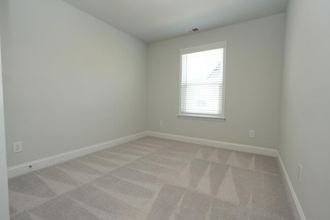 Building Photo - 5012 Calvine Ml Wy