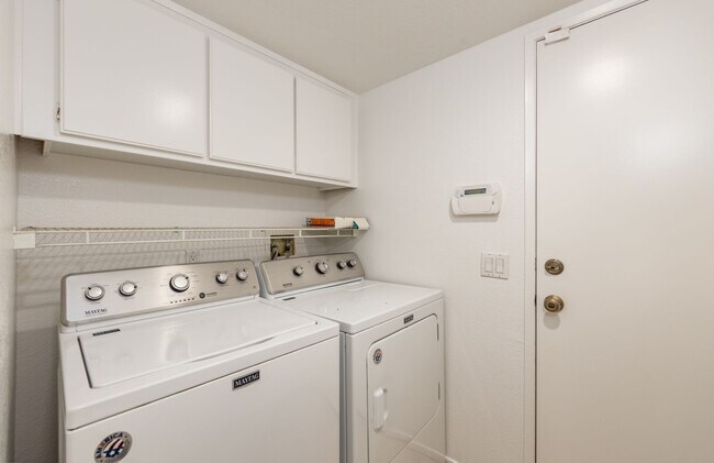 Building Photo - Beautiful Updated Home in Reche Canyon