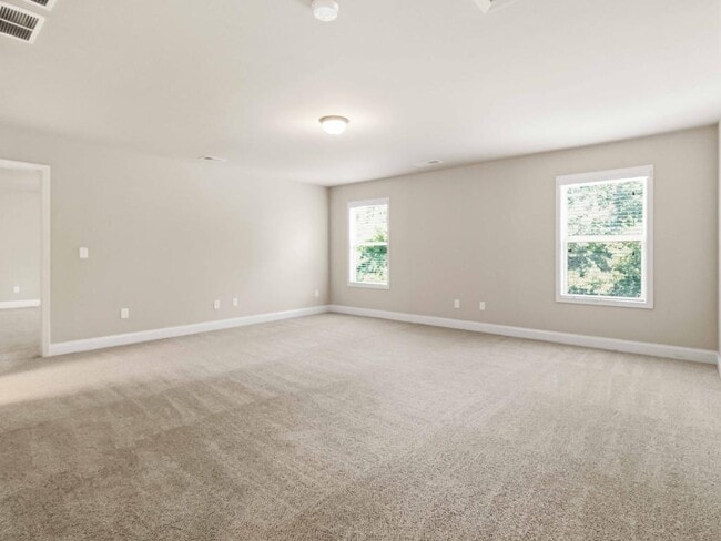 Building Photo - 310 Strasburg Dr