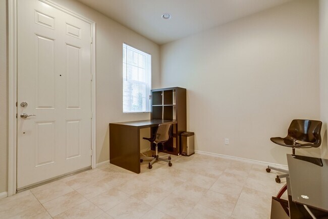 Building Photo - 2474 Antlers Way