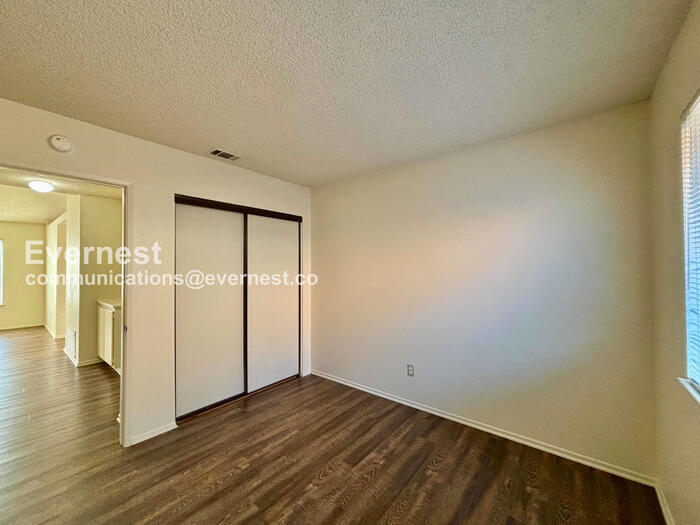 Building Photo - 27271 Prominence Rd