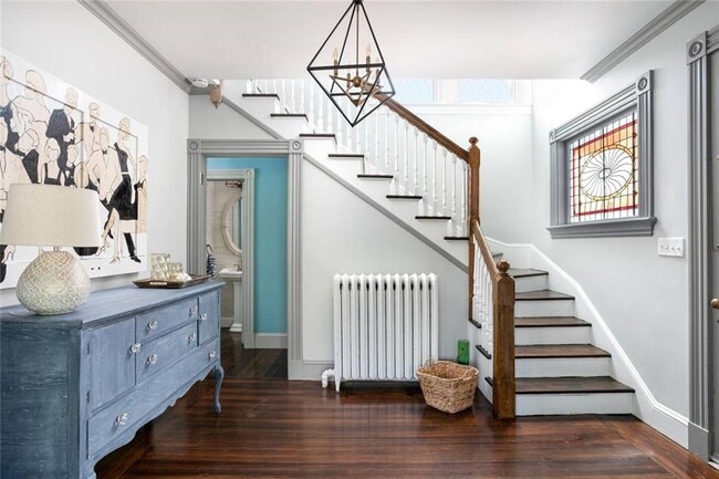 Building Photo - 169 Ruggles Ave