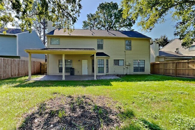 Building Photo - 8415 Sparkling Springs Dr