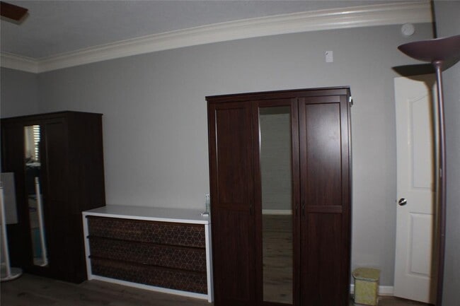 Building Photo - 1718 Heddon Falls Dr