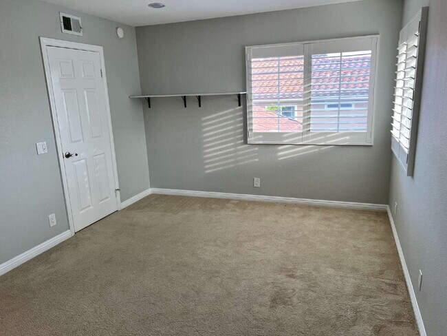 Building Photo - $4,500 - 4 Bed / 3 Bath House in Rancho Del Rey