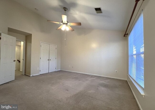 Building Photo - 45504 Trail Run Terrace