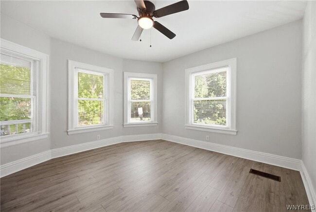 Building Photo - 80 Anderson Pl