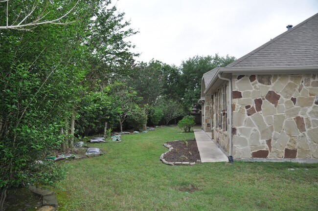 Building Photo - 27619 Lodgemist Ct