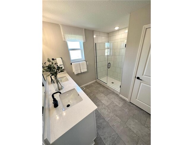 Building Photo - 14949 Athlone Pl