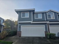 Building Photo - Two Story Duet Located in the Hills of Hercules, CA