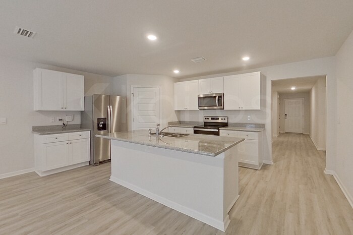 Building Photo - 102 Metalmark Dr