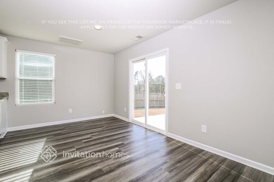 Building Photo - 860 Avery Pond Dr