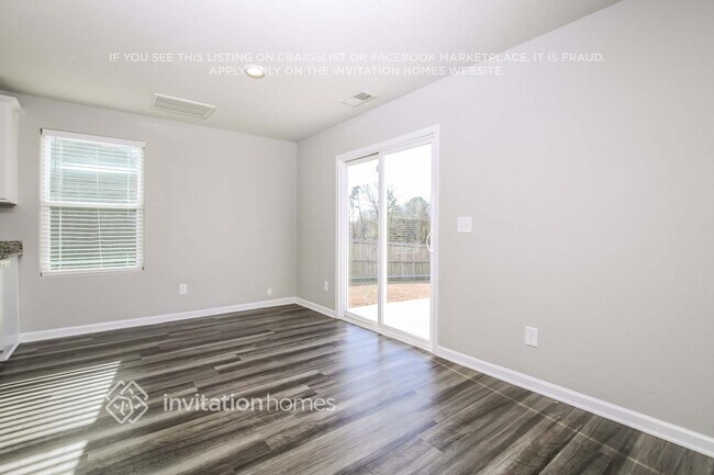 Building Photo - 860 Avery Pond Dr