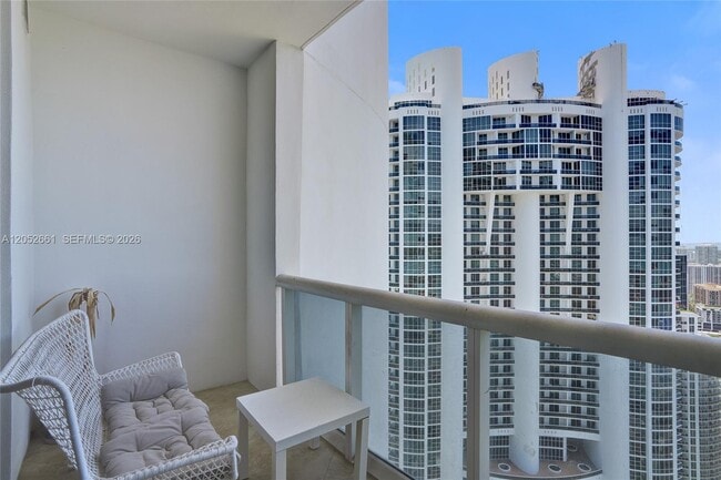 Building Photo - 18201 Collins Ave