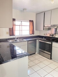 Building Photo - 2582 Gareth Cir