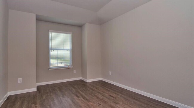 Building Photo - 3315 Rosselli Brush Dr