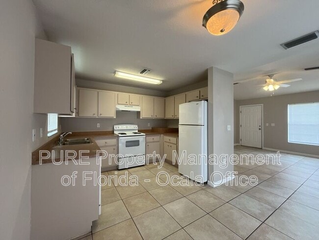 Building Photo - 1796 SW 107th Ln