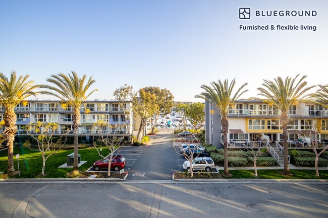 Building Photo - 13955 Tahiti Way