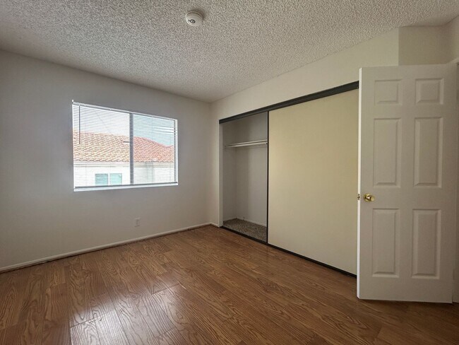 Building Photo - 3068 Prado Ln
