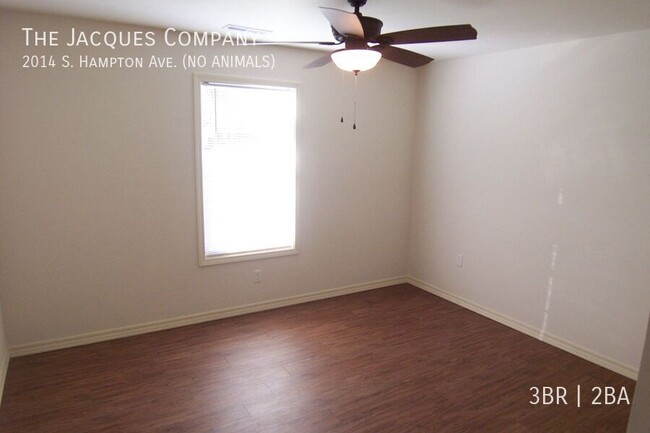 Building Photo - Very Clean 3 Bedroom 2 Bath 2 Car Garage i...