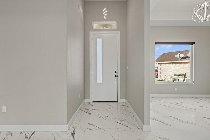 Building Photo - 4034 Solid Dr