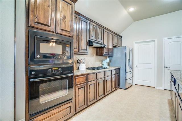 Building Photo - 1009 Kerrville Way