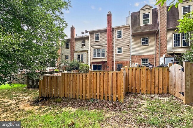 Building Photo - 7836 Ashley Glen Rd