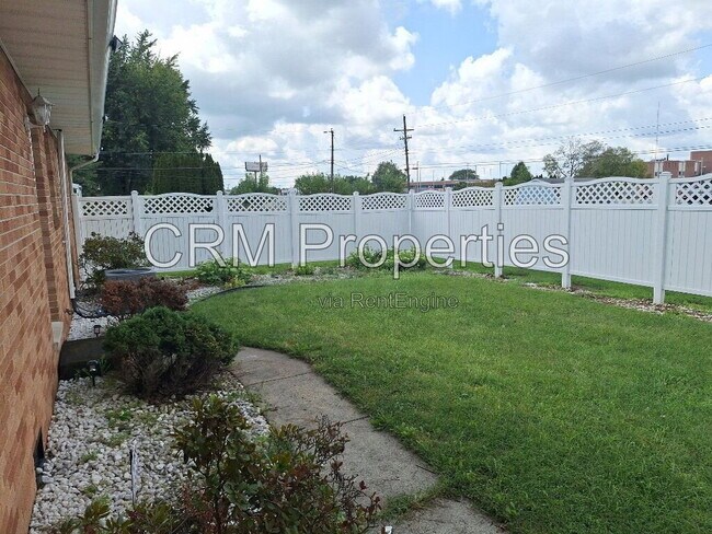 Building Photo - 3505 Melody Ln W