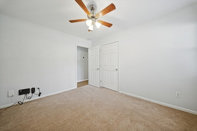 Building Photo - 1128 Grandy Ct