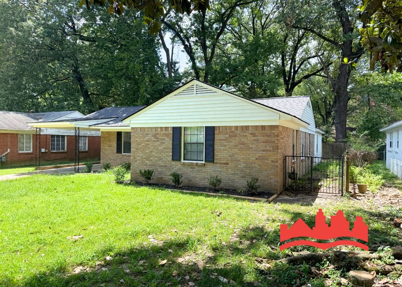 Building Photo - 1241 Broadmoor St