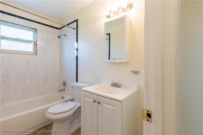 Building Photo - 1314 Denise Ave