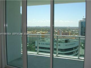 Building Photo - 950 Brickell Bay Dr