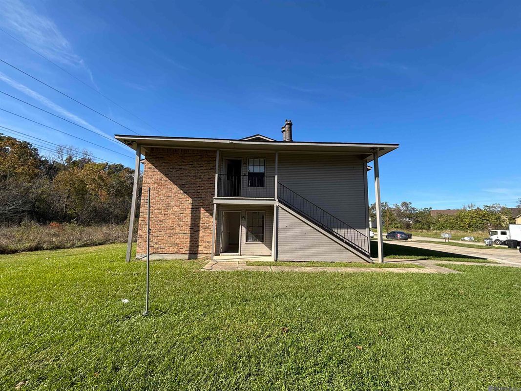 Building Photo - 1654 Clear Lake Ave