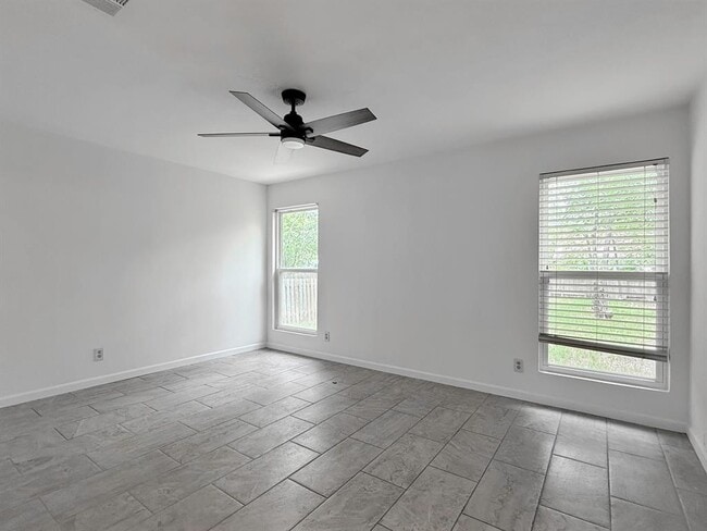 Building Photo - 403 Fantail Loop