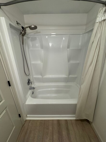 Building Photo - 210 H Pickens Rd